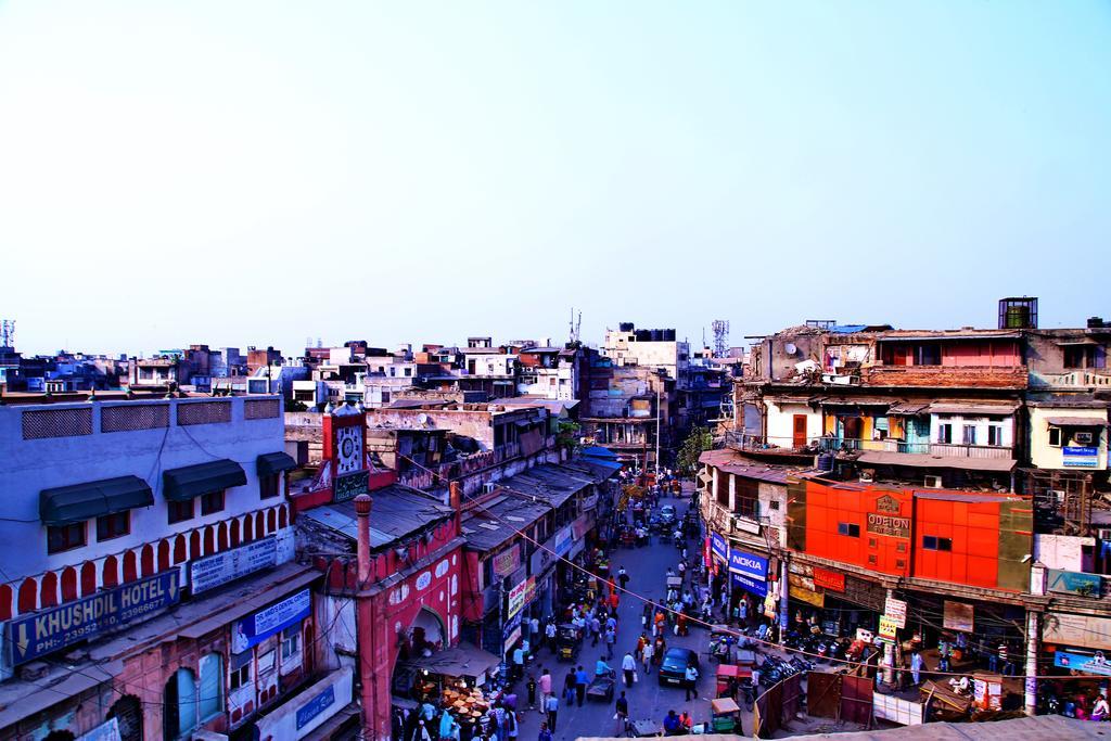 Hotel Wall City New Delhi Bagian luar foto