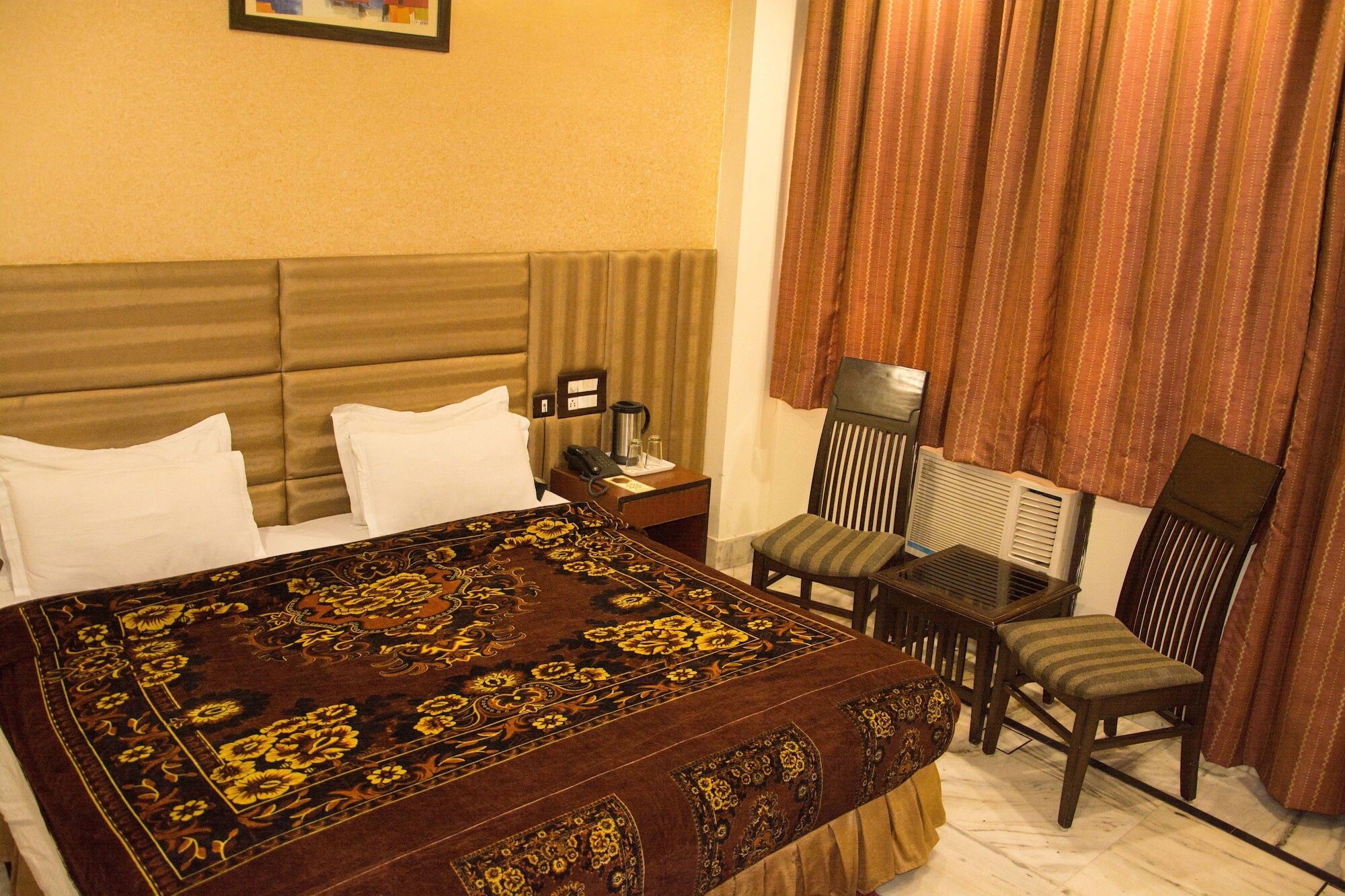 Hotel Wall City New Delhi Bagian luar foto